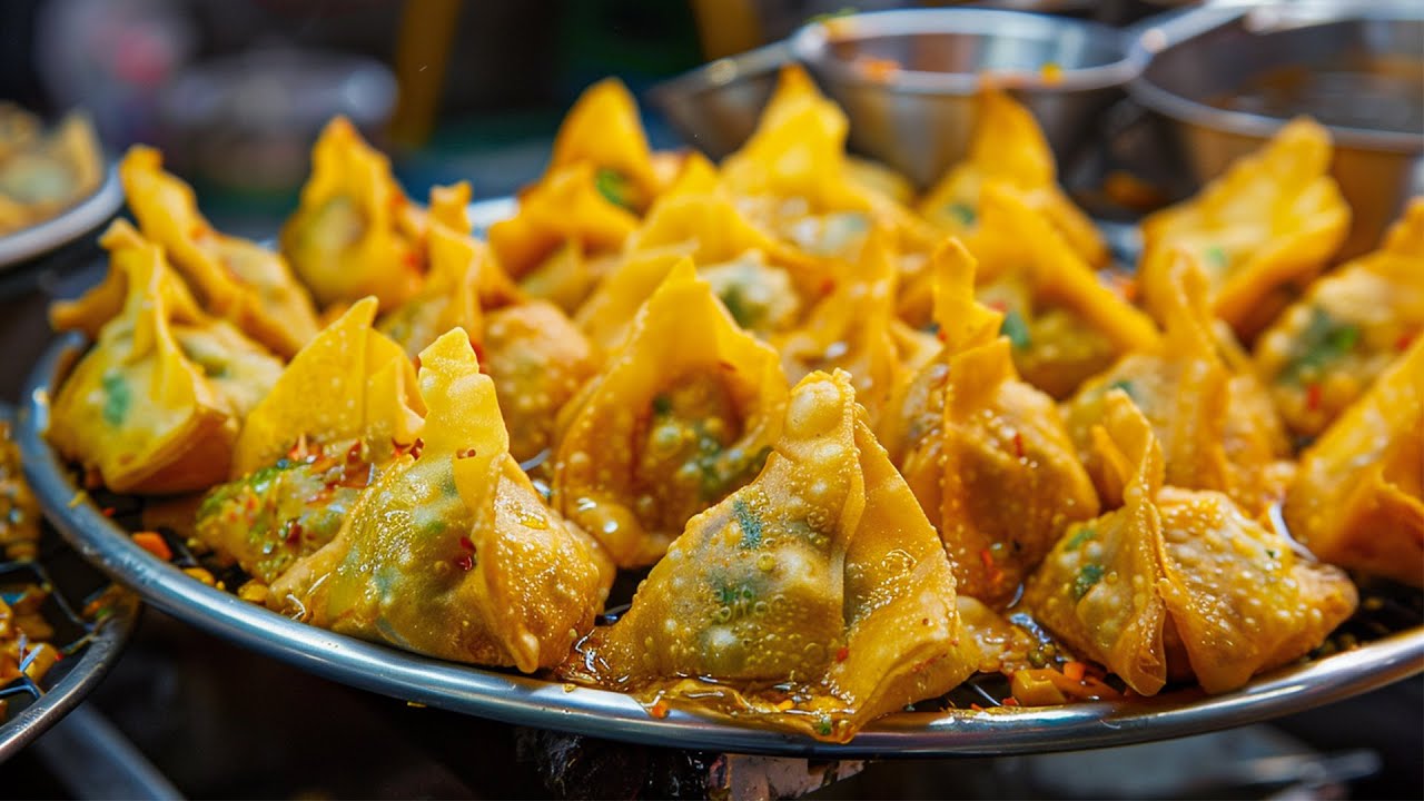 Во вьетнамском ресторане продавалось 500 порций лапши Wonton в китайском стиле в день - Street Food