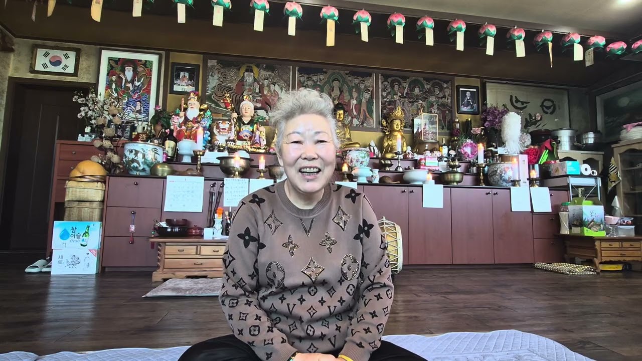 나라만신 무속인 박소연선생님의 인생길~~영상홍보제작문의 또는 선생님상담요청문의 01089995328 문자남겨주세요 