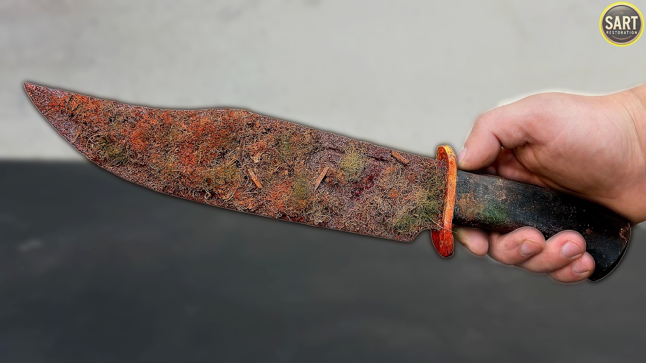 Restoration Legendary Very Rusty Bowie Knife