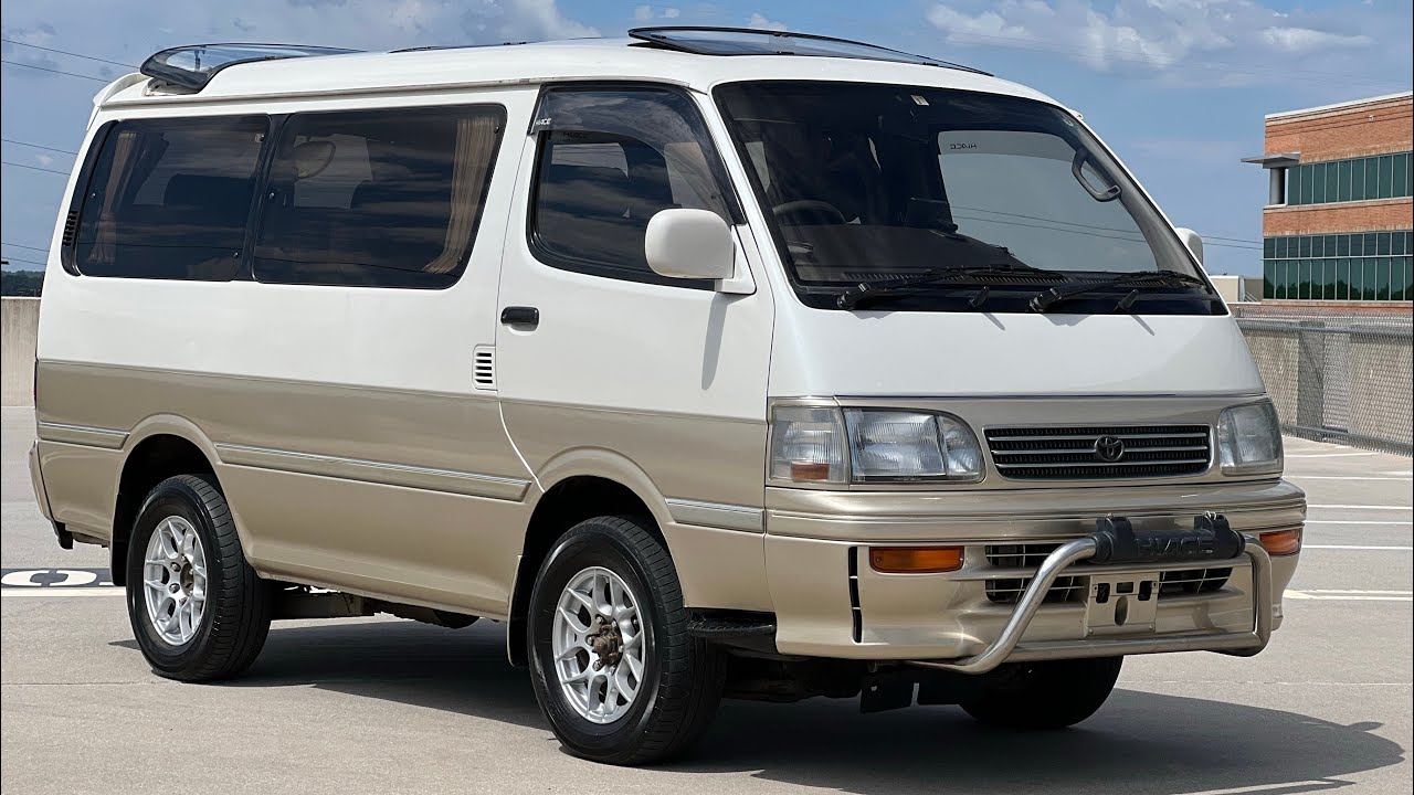 1994 Toyota HiAce Super Custom Limited Walk-Around video