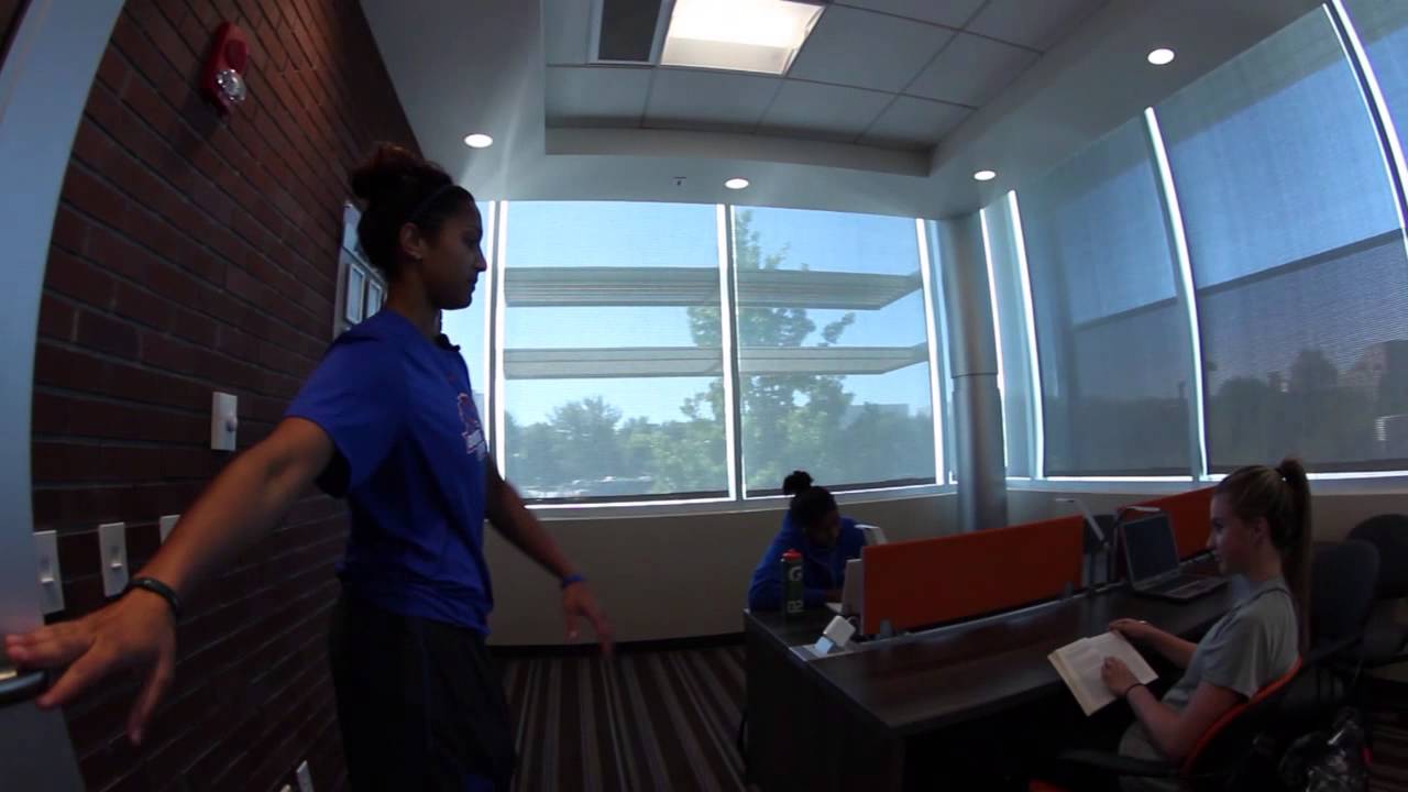Women's BBall Locker Room Tour