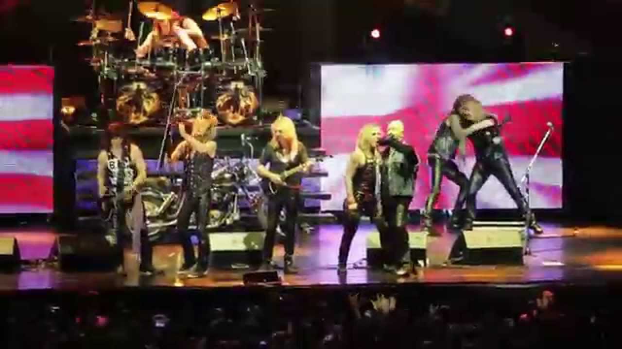 Judas Priest (w/ Steel Panther) - Living After Midnight (Live @ Tacoma Dome)