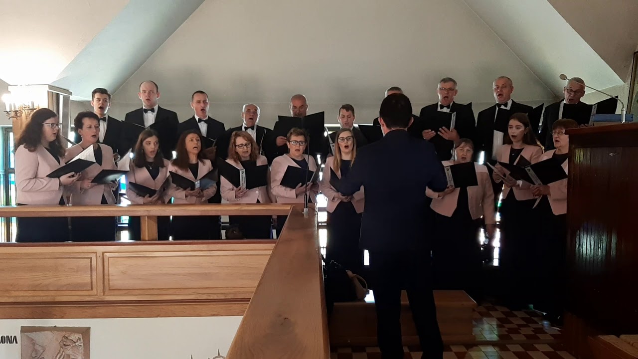 Alleluja na Błoniach - Chór Cantamus - Pstrągowa 1 maja 2019