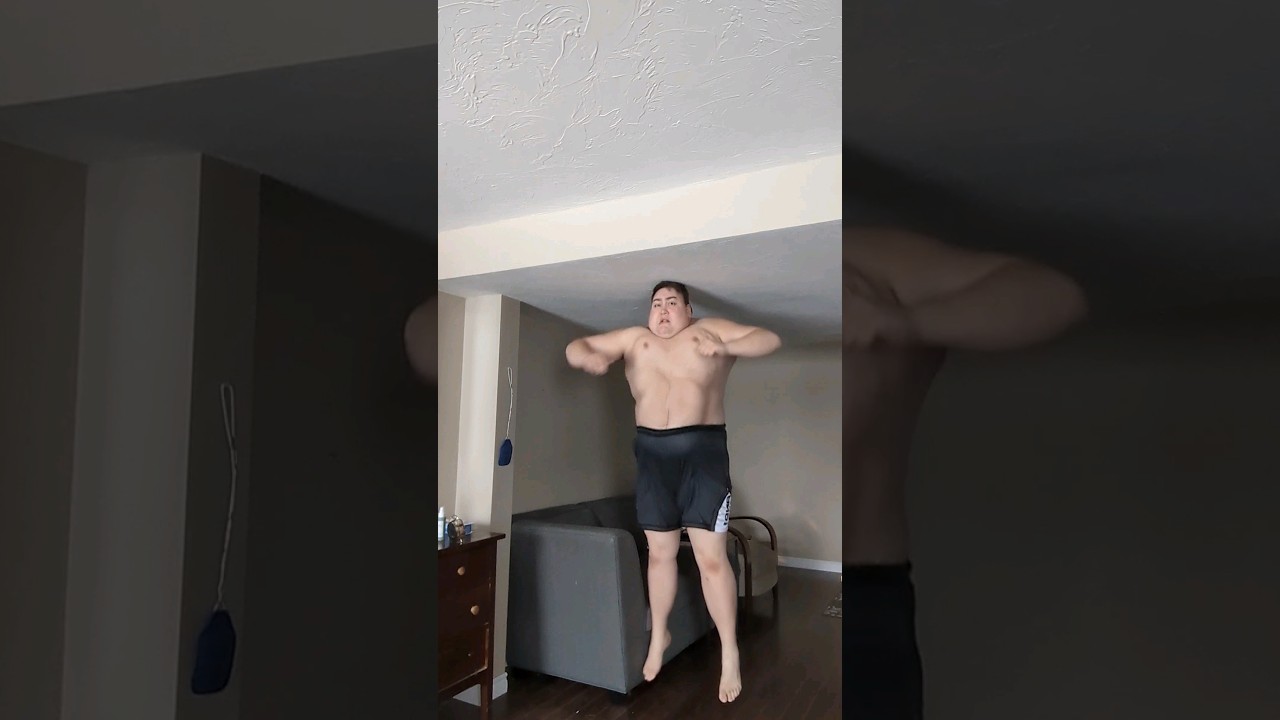Ударился головой о потолок