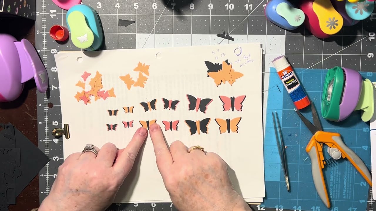 (2625) УКРАШЕНИЯ: черные и оранжевые бабочки 🦋