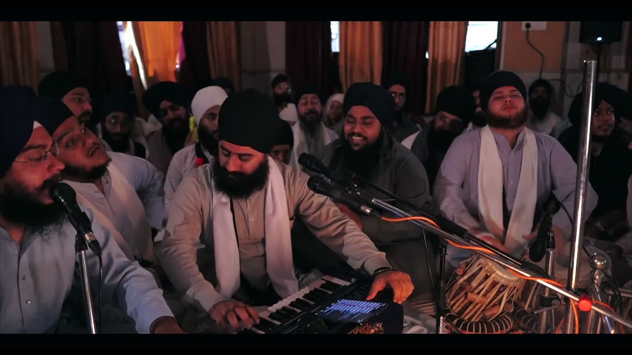ਸਭ ਬਿਧਿ ਤੁਮ ਹੀ ਜਾਨਤੇ ਪਿਆਰੇ - Bhai Paramjeet Singh Jee Phagwara