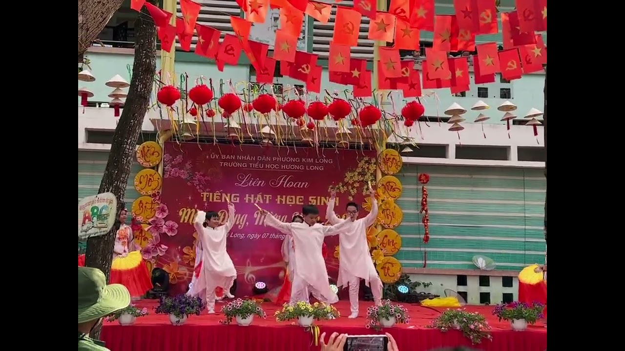 Múa Nét Quê lớp 4/1