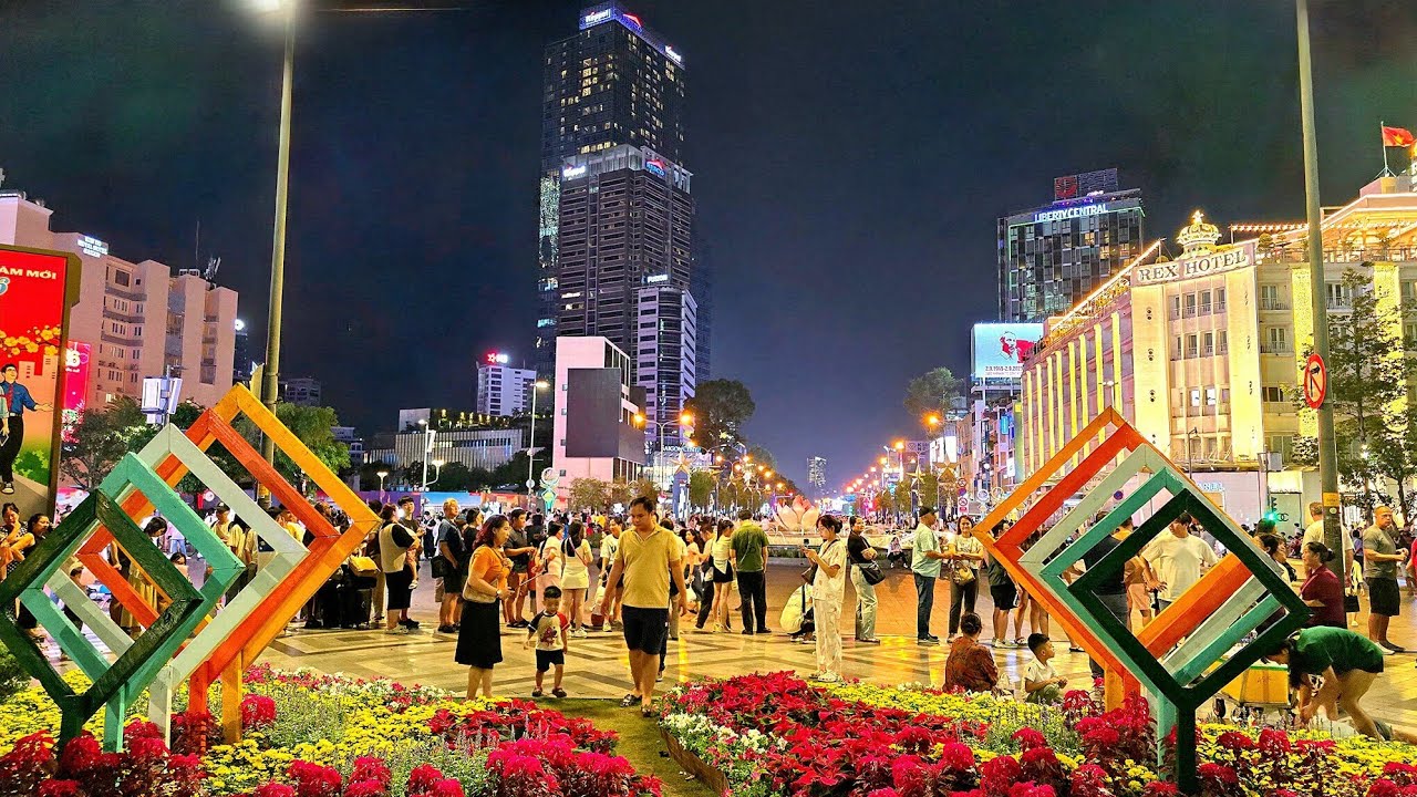TẾT SÀI GÒN 2026|SÀI GÒN 22 GIỜ ĐÊM NHỘN NHỊP NÁO NHIỆT THIÊN ĐƯỜNG ĂN CHƠI| WALKING HO CHI MINH2026