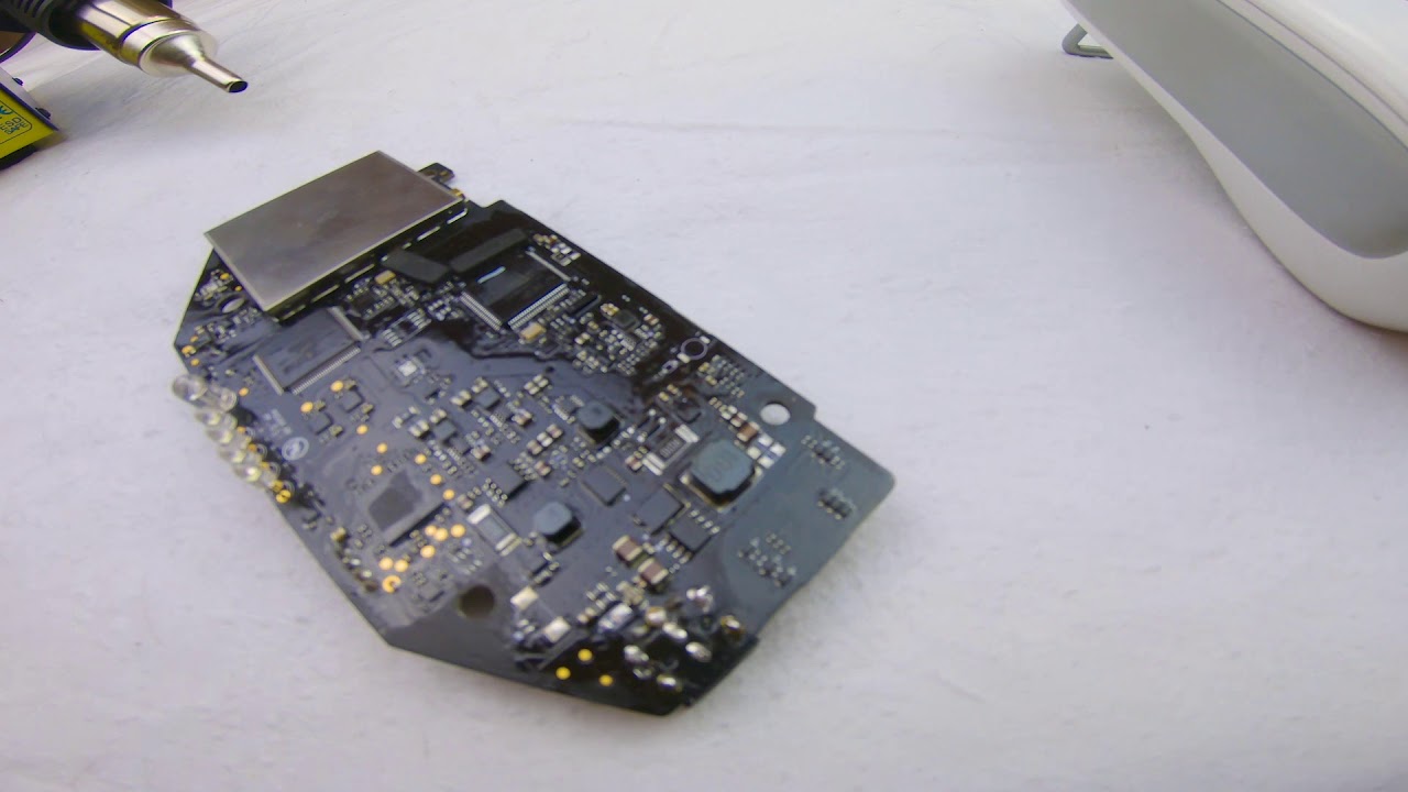 Repaired - DJI Phantom 4 pro remote control not charging battery issue/error. Updated 2020