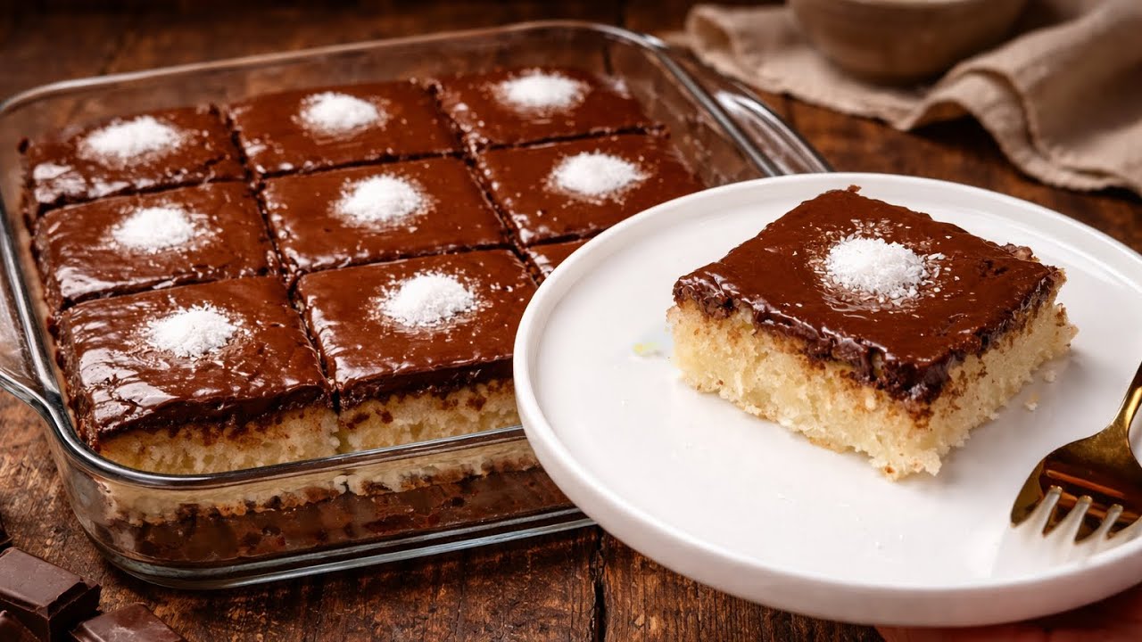 Tortë me kokos pa vezë – Gati për 10 minuta, pa mikser!
