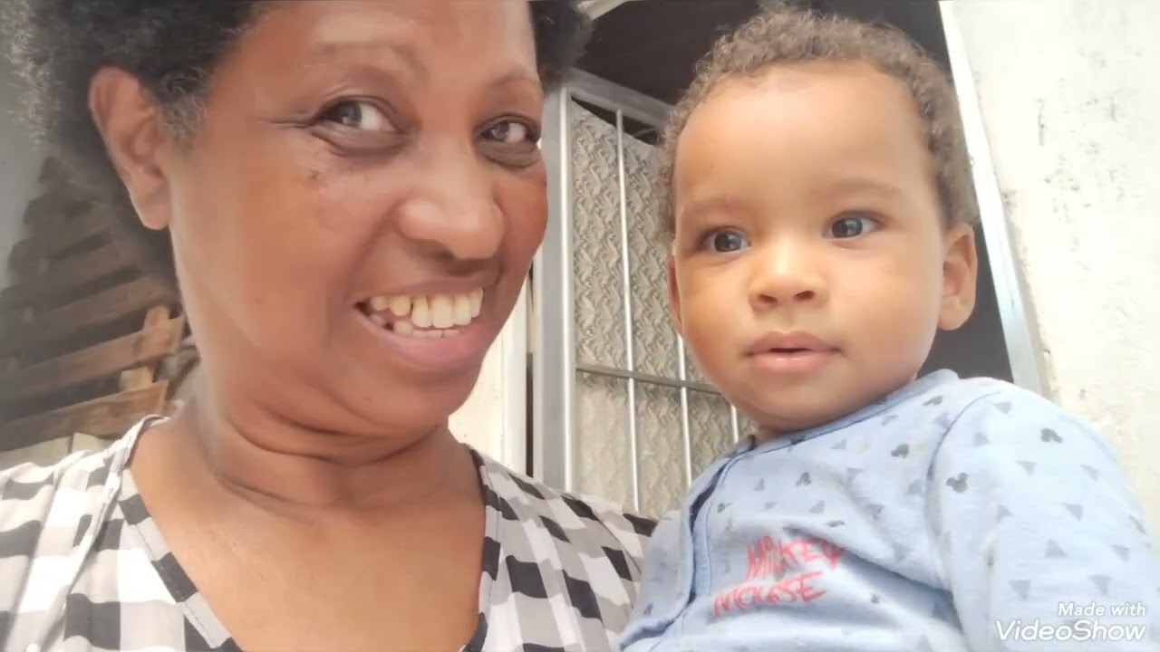 E conversando com vocês sorrindo e transbordando carisma vó de 🧍