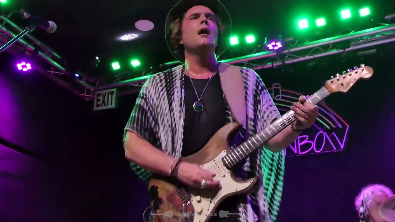 Philip Sayce - Steamroller/Love Is A Powerful Thing - 8/6/22 Rainbow Bistro - Ottawa, Canada