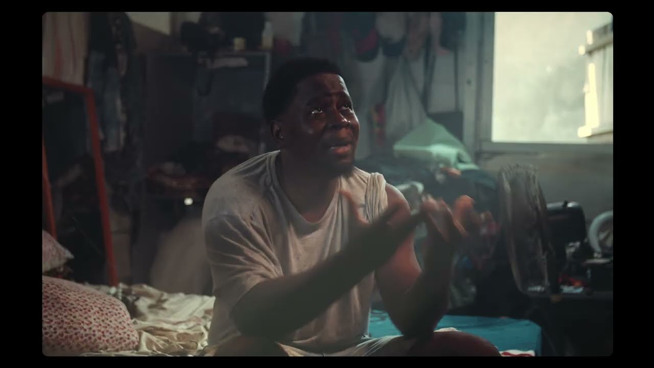 MiNk's feat HEN'S  - COPIER COLLER  ( CLIP OFFICIEL )