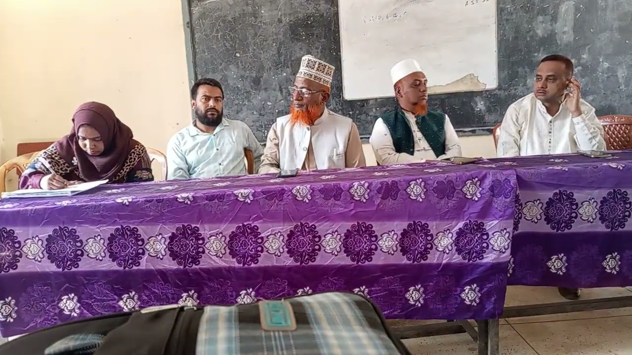 মাদ্রাসায় গার্ডিয়ানের সমাবেশ 