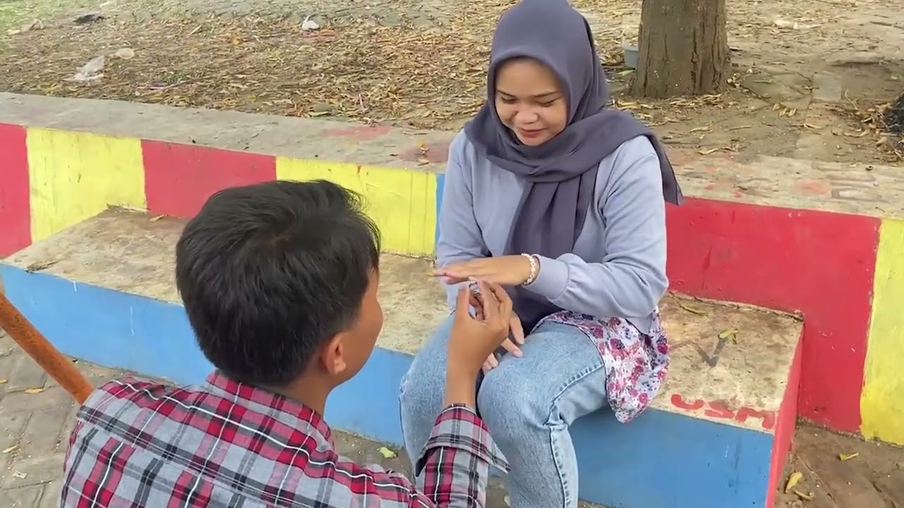 BAHAYA MEMBAKAR SAMPAH SEMBARANGAN