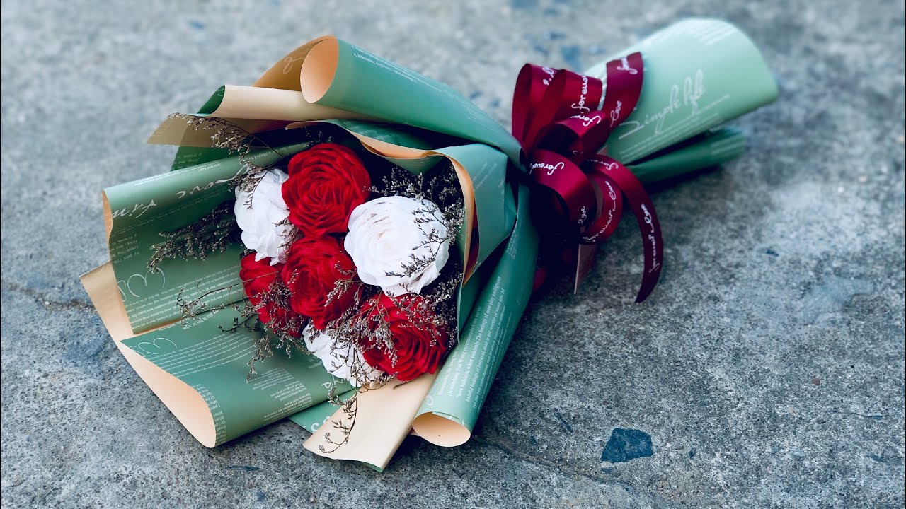 CÁCH BÓ 7 BÔNG HỒNG | HOW TO MAKE A BOUQUET WITH 7 ROSES| Rita Handmade