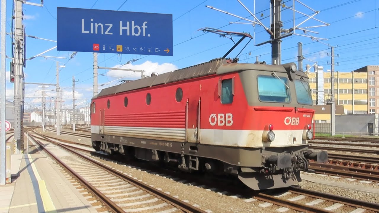 Trains at Linz Hauptbahnhof | 11th September 2025