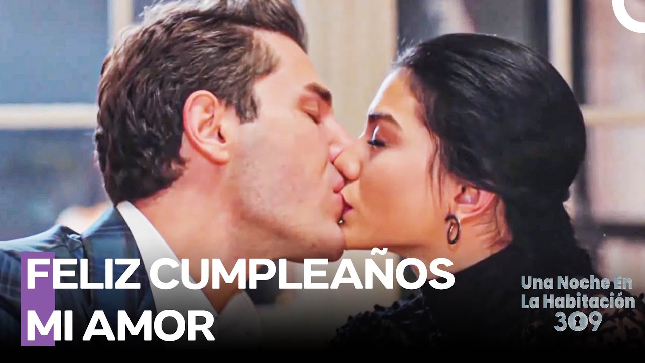 Toma Tu Regalo De Cumpleaños De Mis Labios - Una Noche En La Habitación 309