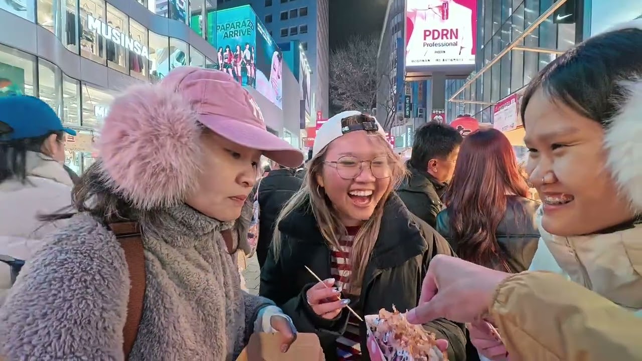 N.4253 - Myeongdong Night Market P4