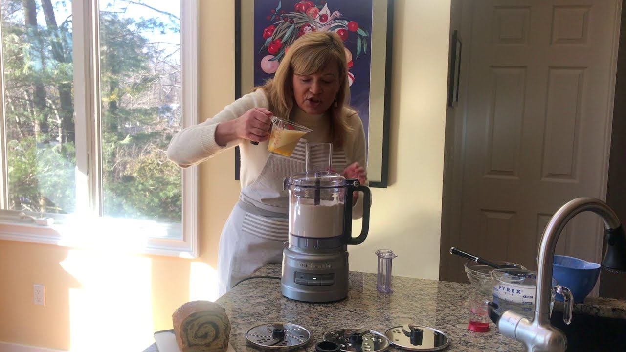 Хлеб с корицей и завитками + Обзор кухонного комбайна KitchenAid 9-Cup Plus