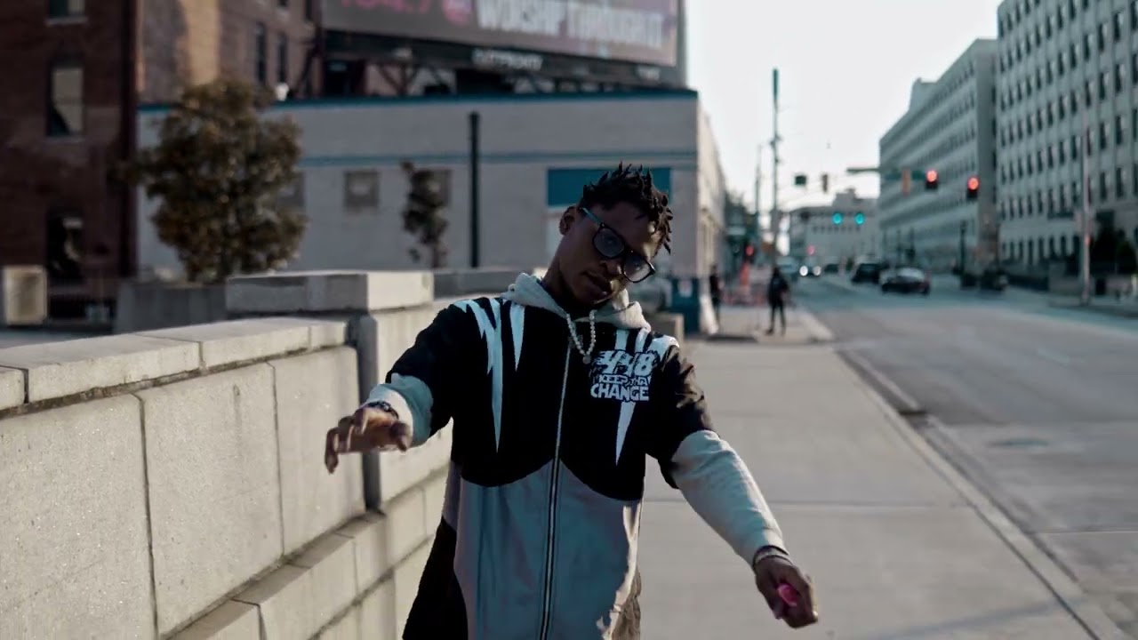 M5world-thinking( official video)