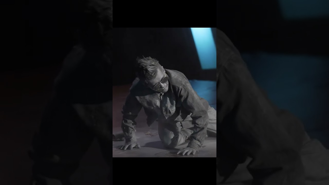 Best robot dance on dare