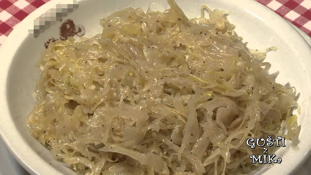 Kiseli kapuz na salatu - salata od kiselog kupusa (domaća jela Istre i Kvarnera)