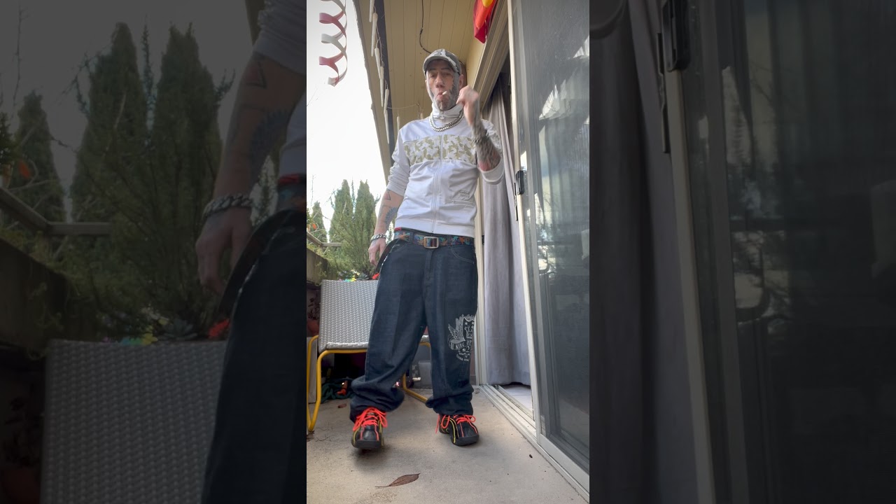 Sagger Smoke Session