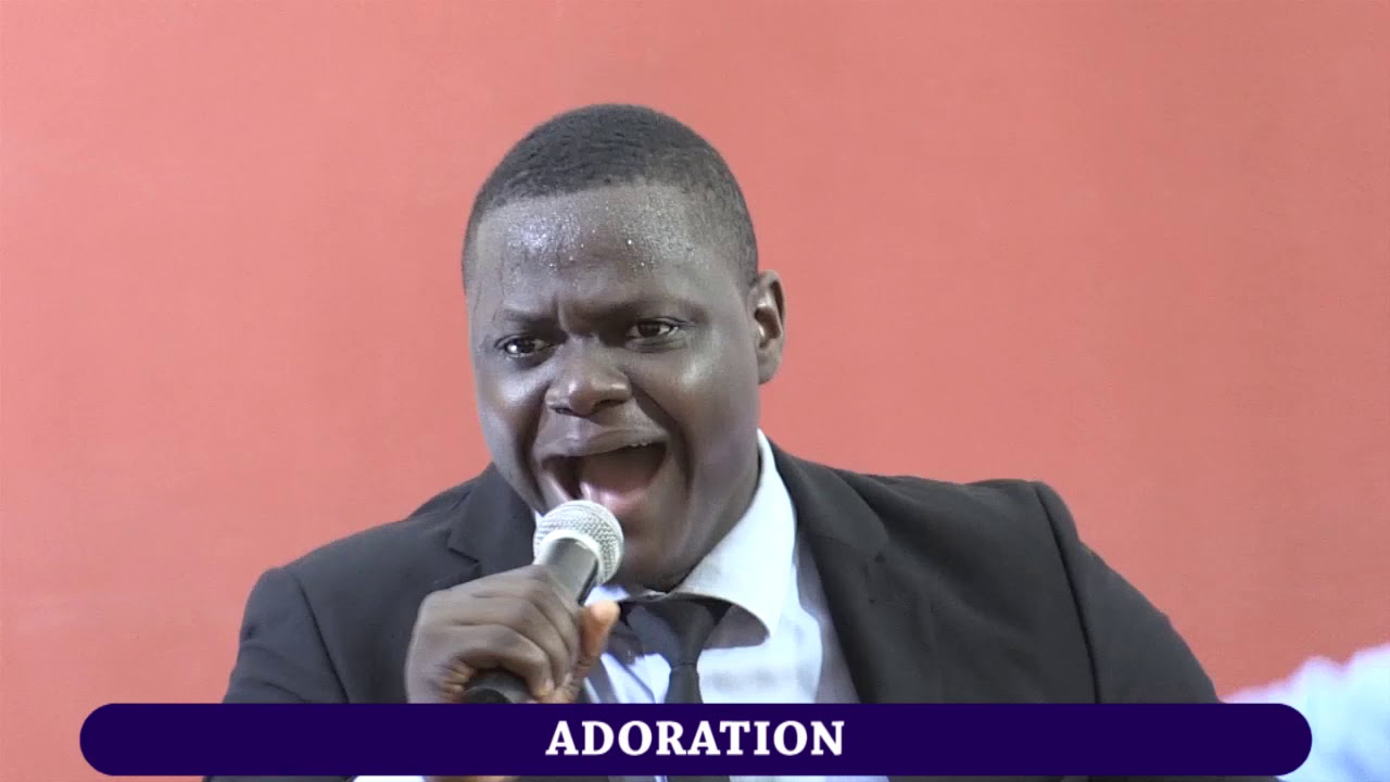 Chant d'adoration de la Chorale nationale de Mef ( Bénin)