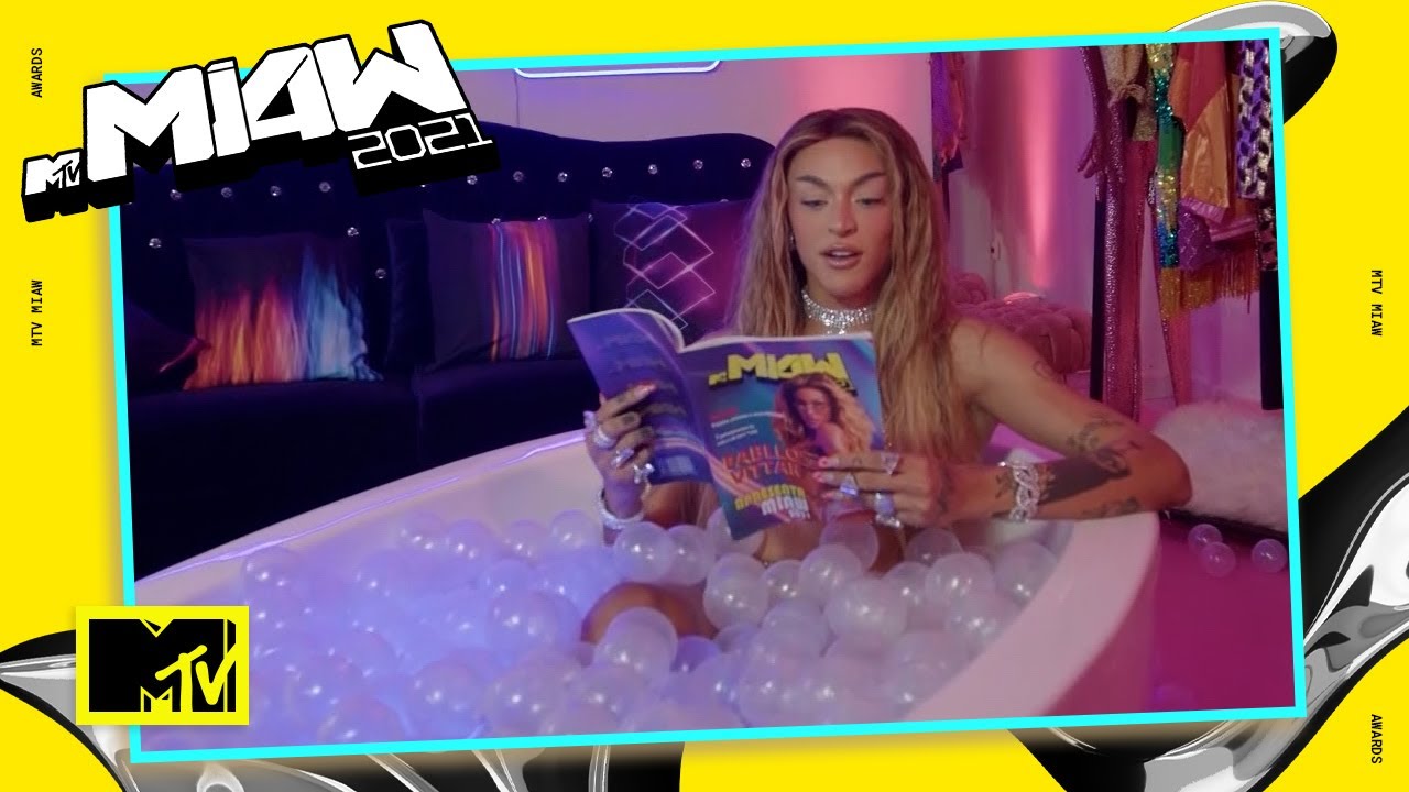 Pabllo Vittar e Rafael Portugal na abertura do MTV Miaw 2021