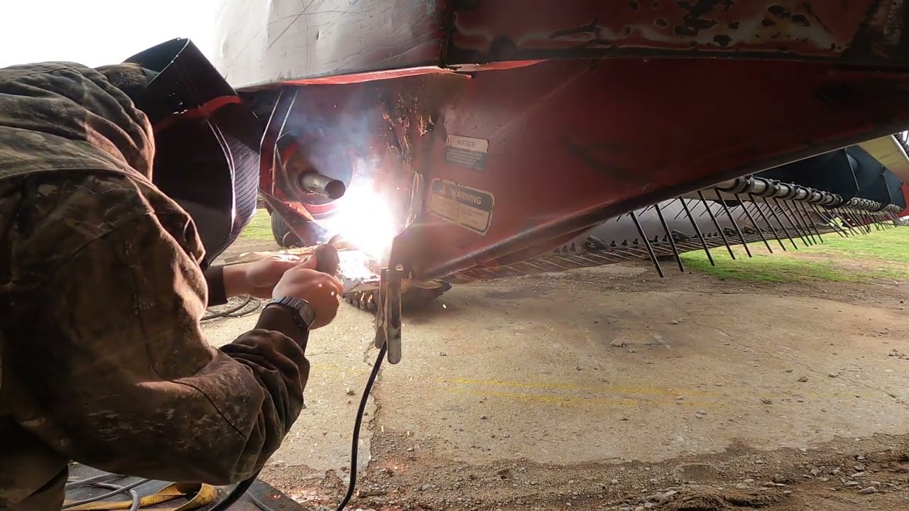For Real down again!  Windrower Repair series Case 8840