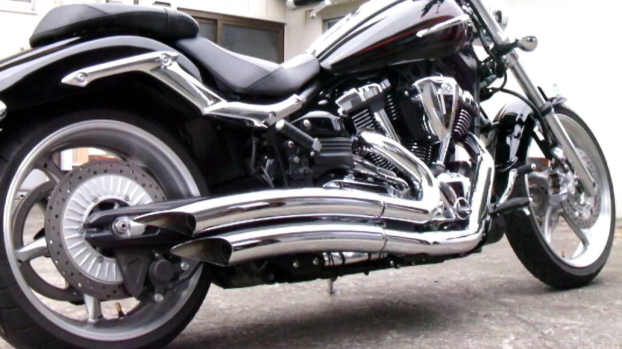 YAMAHA XV1900CU　RAIDER 　vance&hines 2into2 !