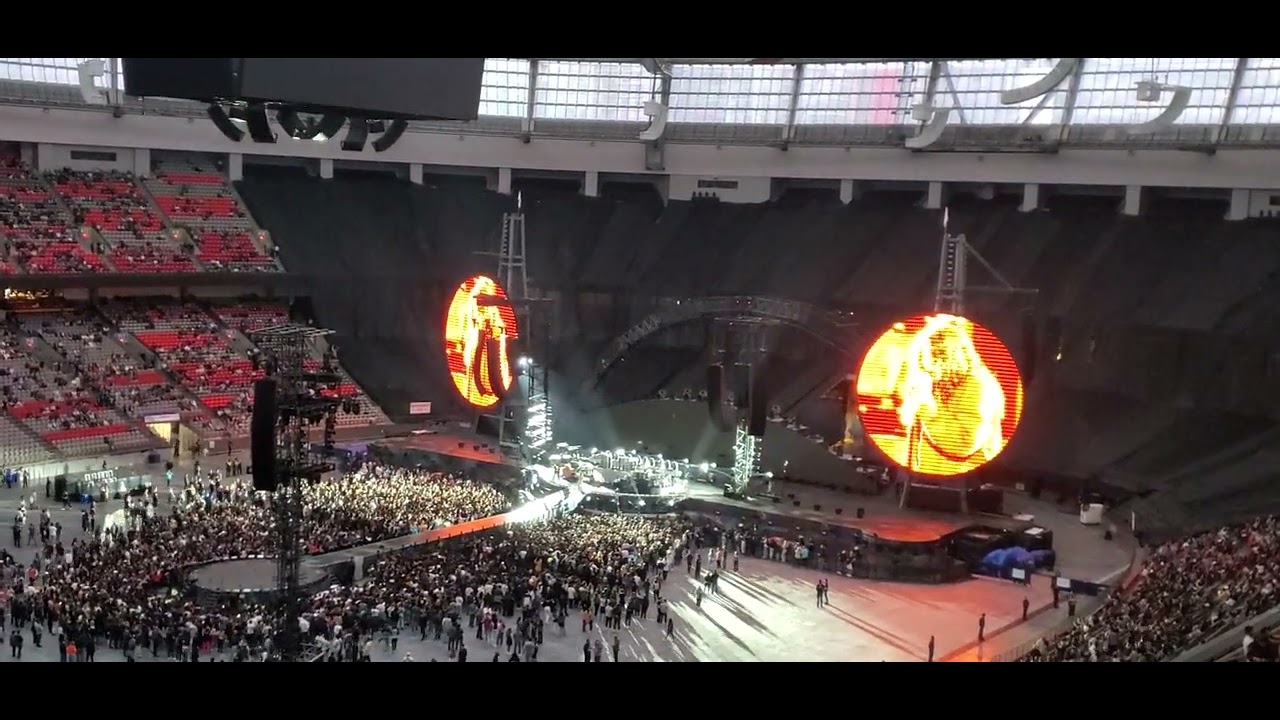 070 Shake - Black Dress (LIVE at BC Place, Vancouver 2023)