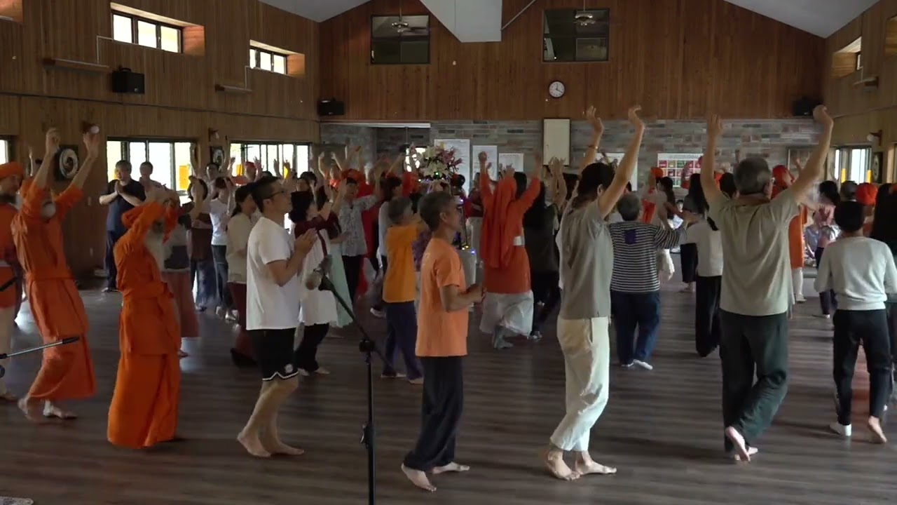 2023 April Retreat in Taiwan Kiirtan by Dada Sadananda
