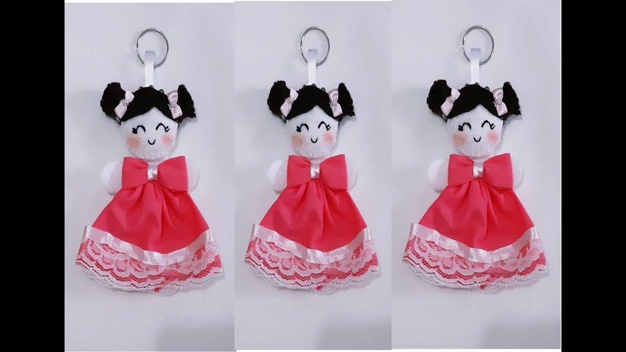 BONECA DE FUXICOS CHAVEIRO