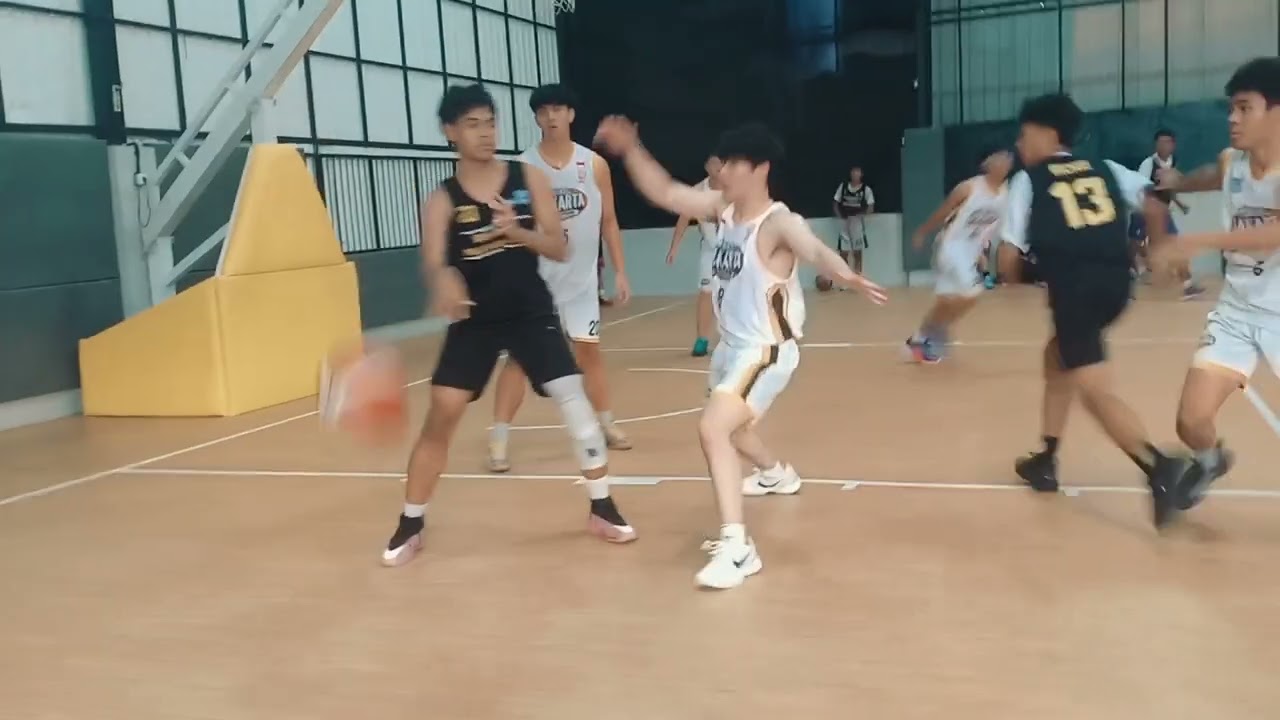 Antar Kakak Sparing Basket 