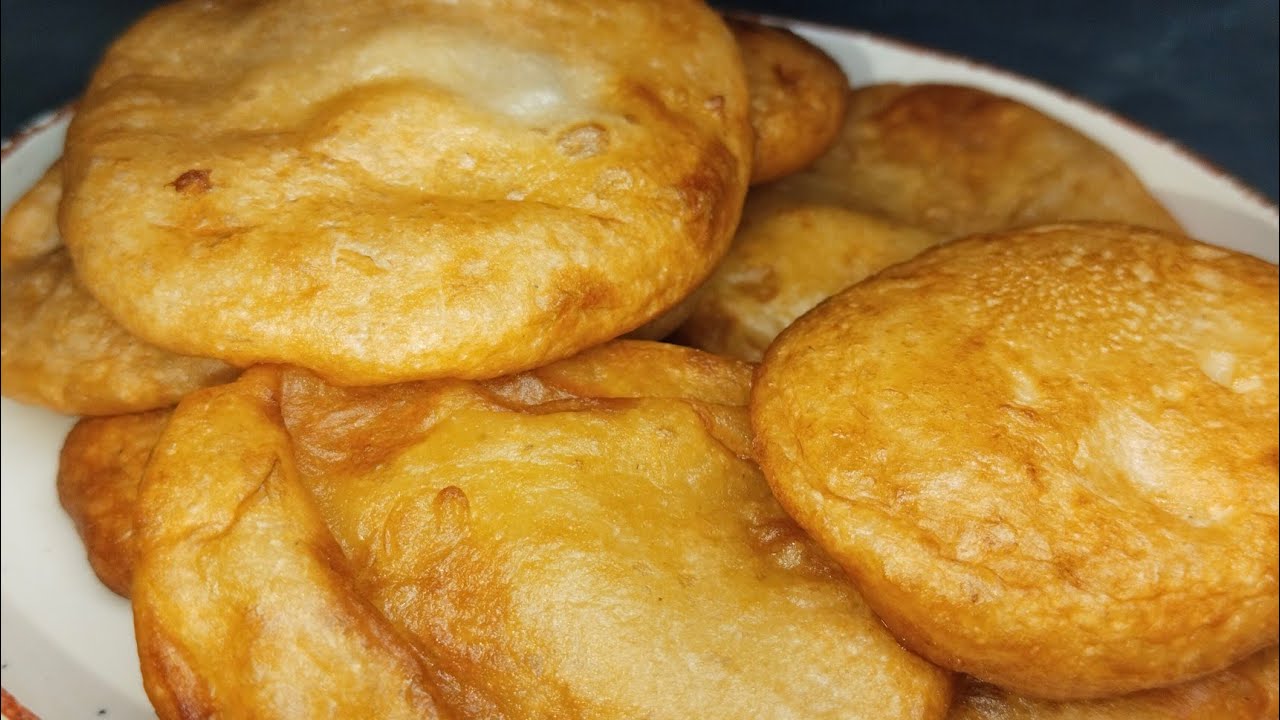 मैदा का पुआ#बिल्कुल आसान और सिंपल रेसिपी#maida ka puaa yummy yummy 😋😋😋😋😋😱😱😱😱