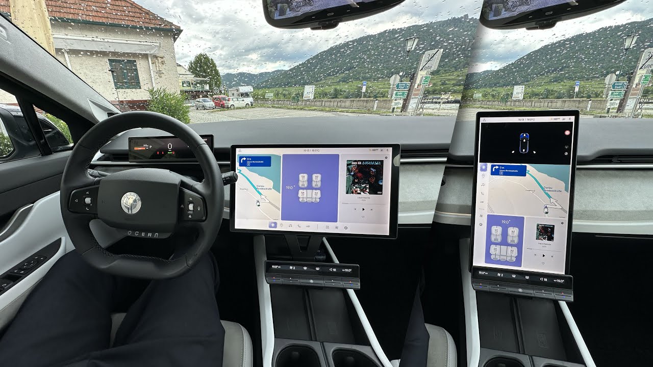 Fisker Ocean har skärmar som vrids!