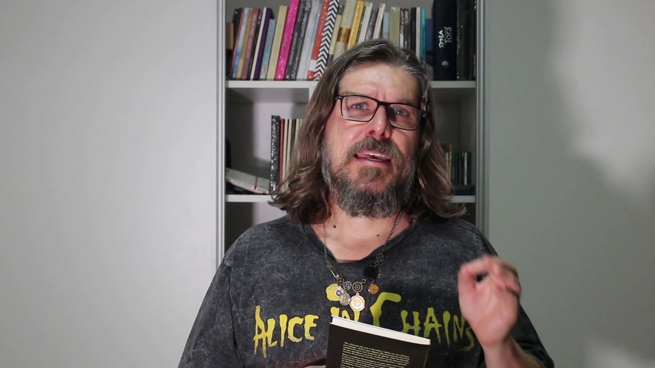 Whisner Fraga comenta e lê trechos de romance de Jacques Fux