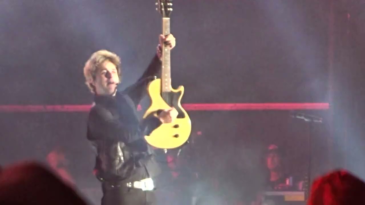 Green Day Know Your Enemy 9-24-2023 Louder Than Life Louisville, Kentucky