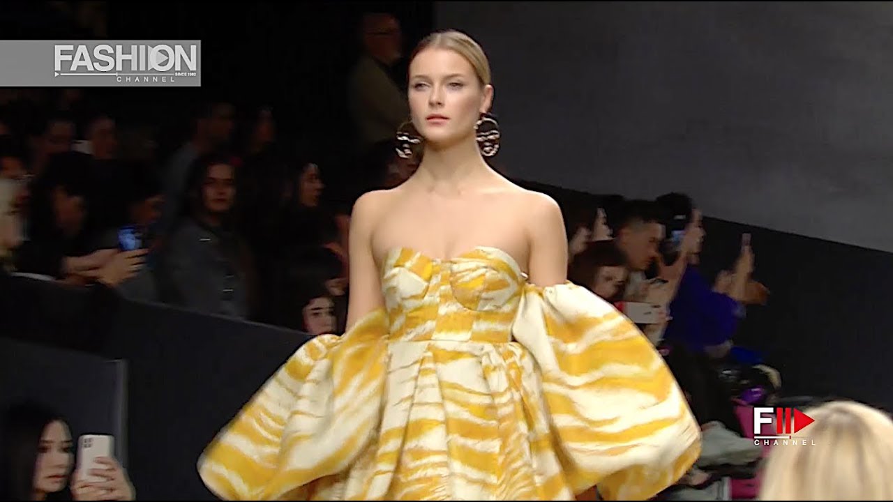 ISABEL SANCHIS VBBFW 2019 Barcelona - Fashion Channel