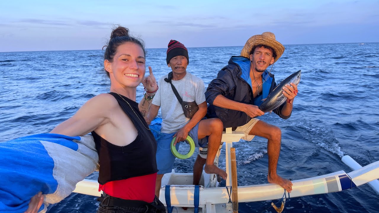 صراع شرس مع الأسمك في اقدم افتاس في اندونيسيا 🇮🇩  ...