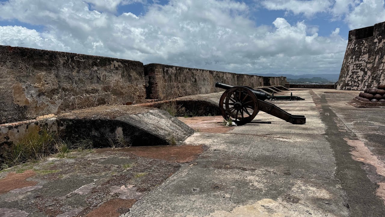 Castillo San Cristobal viejo San Juan, 🇵🇷 .San Cristobal Castle in Old San Juan, Puerto Rico