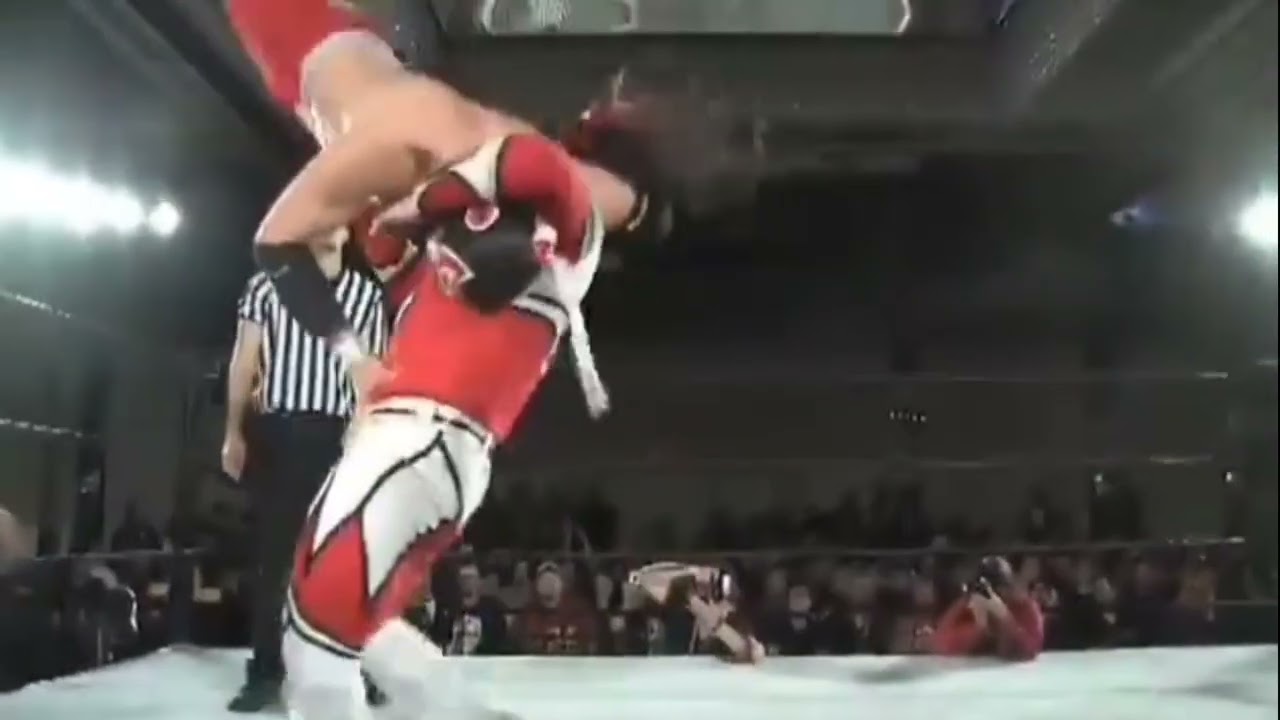 Wrestling Finisher : Jushin Thunder Liger - Brainbuster