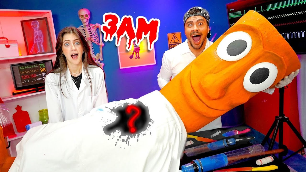 ABRI O TUNG TUNG TUNG SAHUR ÀS 3 DA MANHÃ!! (O QUE TEM DENTRO?)