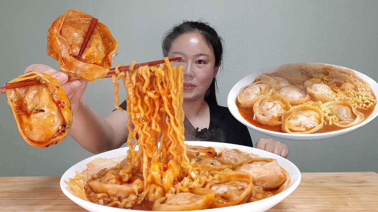 김 펄펄♨️ 엄청 뜨겁고 매운🥵 🔥실비김치만두🥟 불닭볶음탕면🔥 먹방 spicy dumpling mukbang