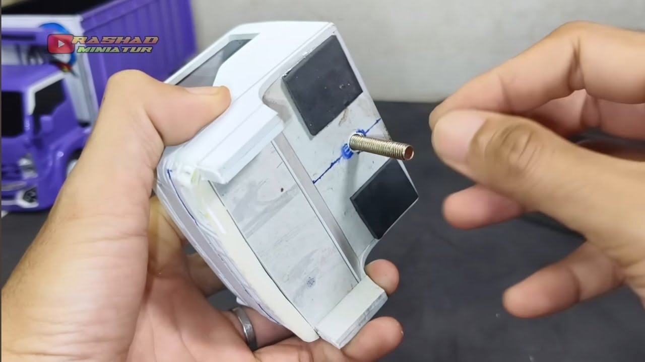 Cara membuat miniatur Truk ISUZU NKR HEREX style ( Truk plastik )