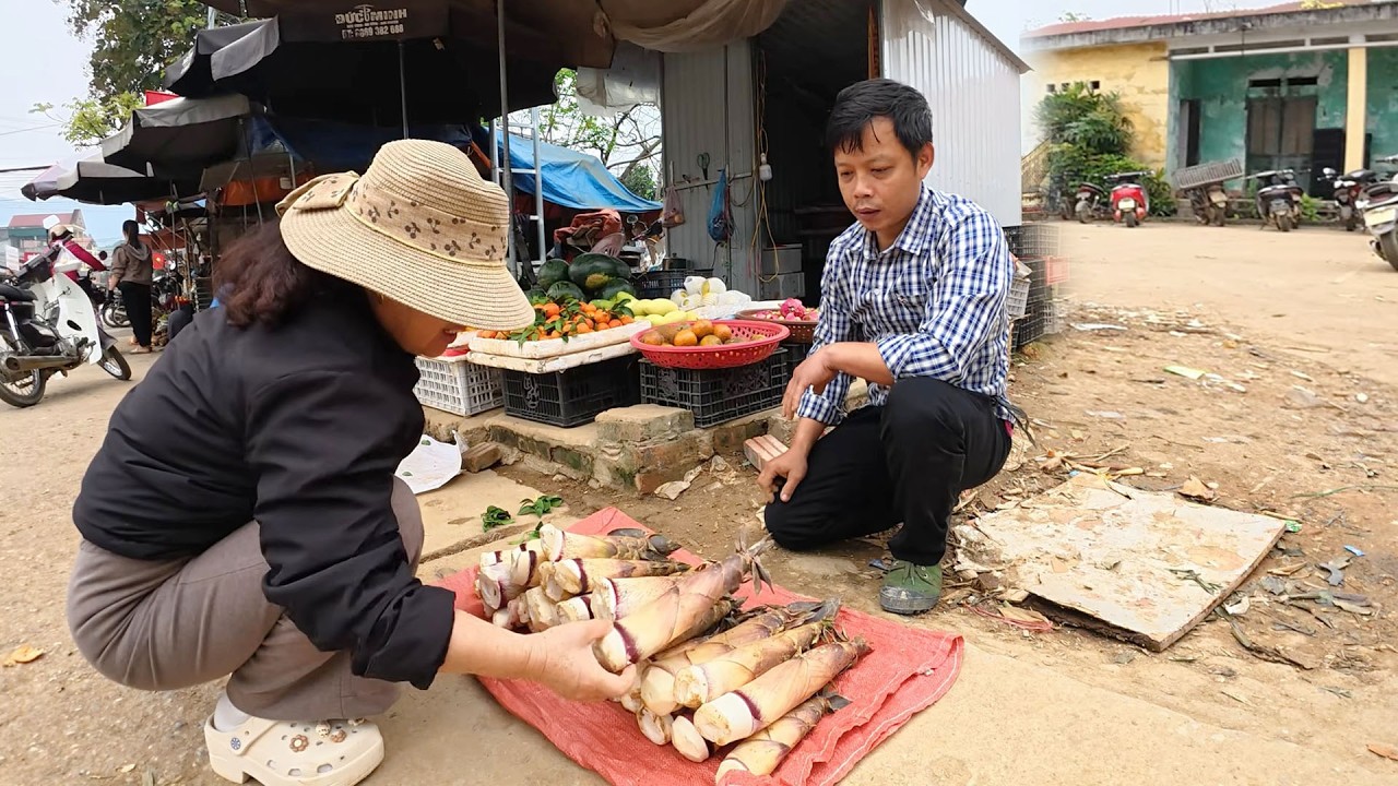 Tran Cong works to earn money, hoping to leave this desolate place soon, wilderness alone