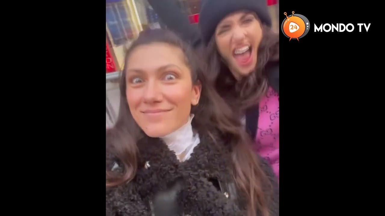Elisa con Elena D'Amario insieme al Festival di Sanremo 2022 - MondoTV24.IT