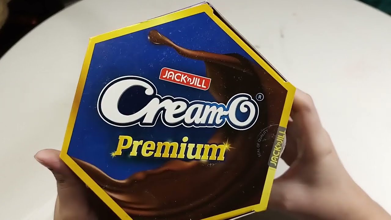 JACK N' JILL CREAM - O PREMIUM CHOCOLATE COATED CREAM - O VANILLA COOKIES SANDWICHES